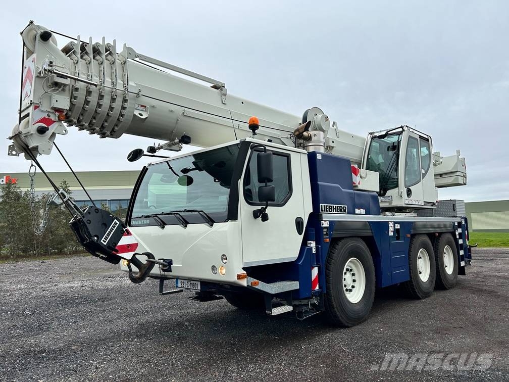 Liebherr LTM1060-3.1 with Only 1948 hours Maastikutõstukid