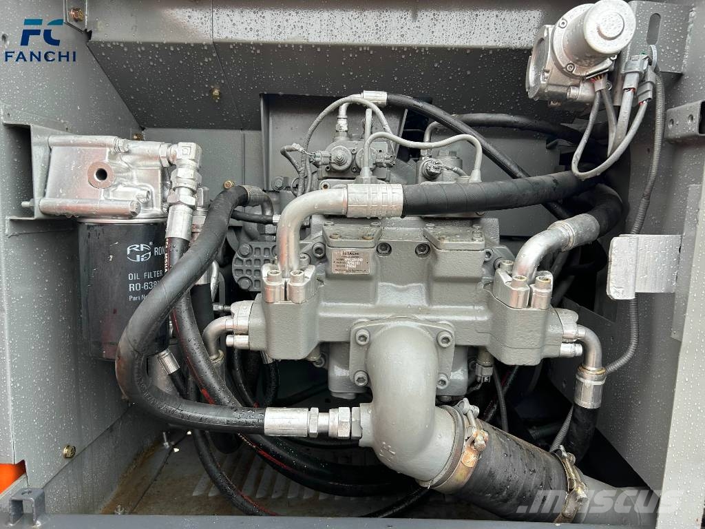 Hitachi 200 حفارات زحافة