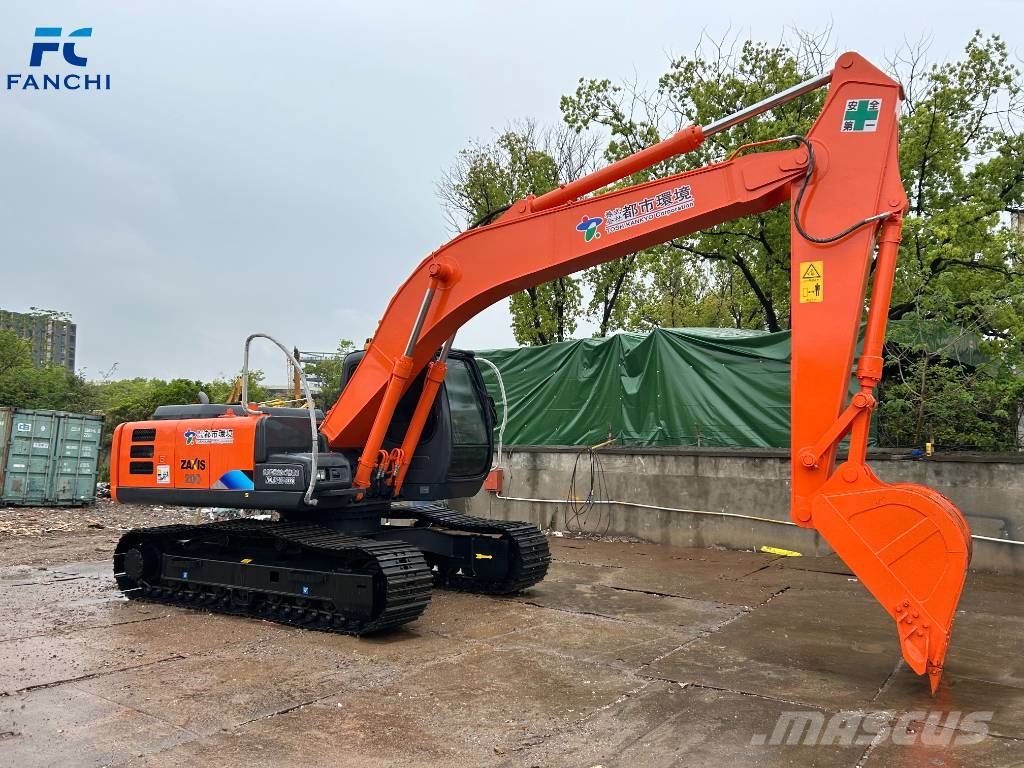Hitachi 200 حفارات زحافة