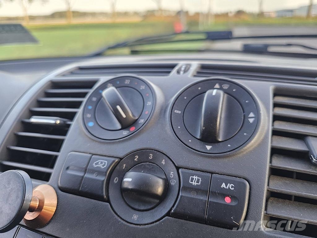 Mercedes-Benz Vito 116 Kompakt 4x4 ac automaat standkachel Lieferwagen