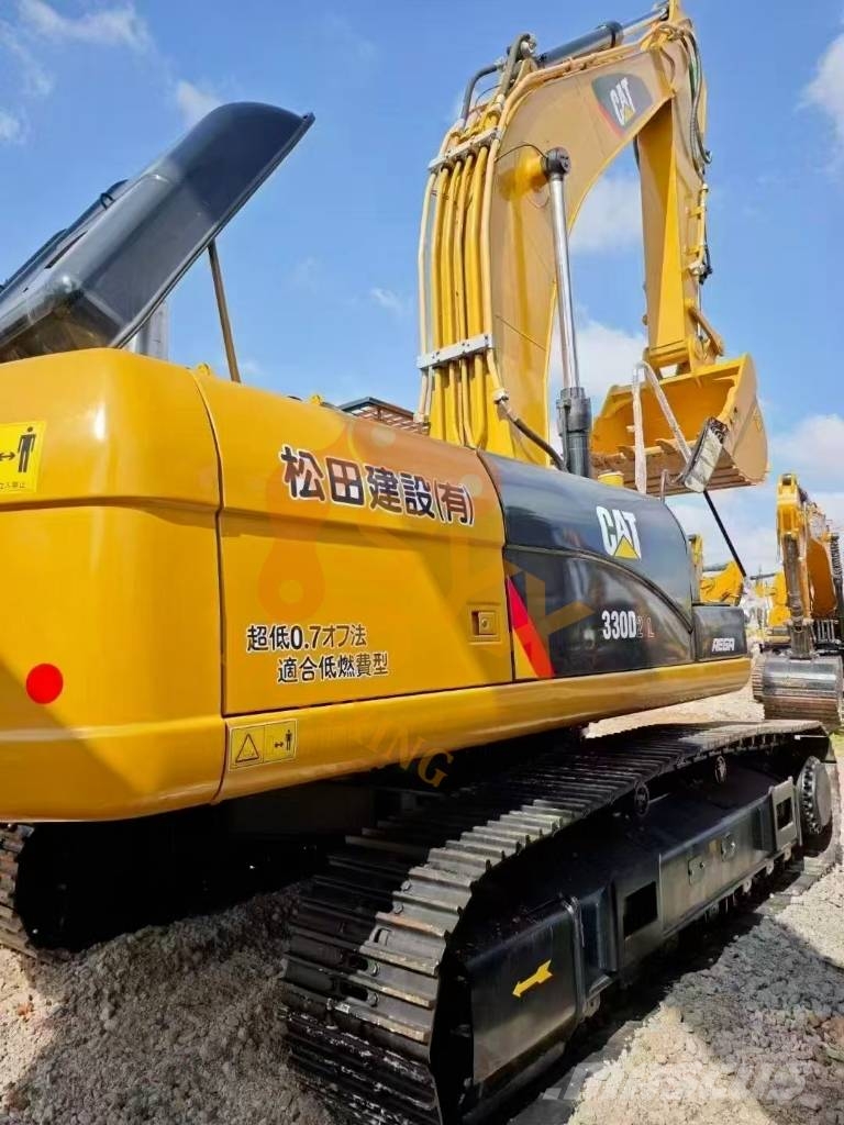 CAT 330 D2 Kāpurķēžu ekskavatori