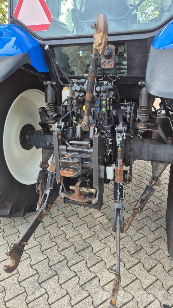 New Holland TM 155 PC with creeper and airco Traktorid