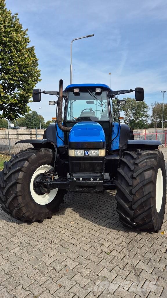 New Holland TM 155 PC with creeper and airco Traktorid