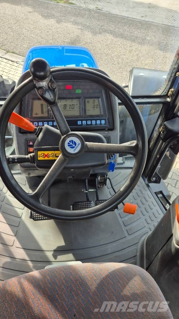 New Holland TM 155 PC with creeper and airco Traktorid