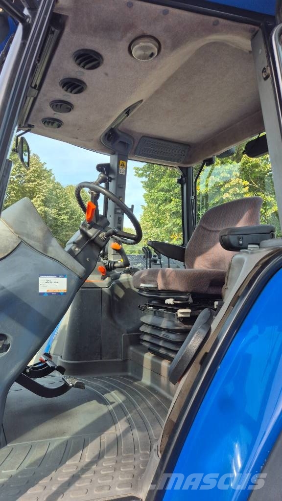 New Holland TM 155 PC with creeper and airco Traktorid