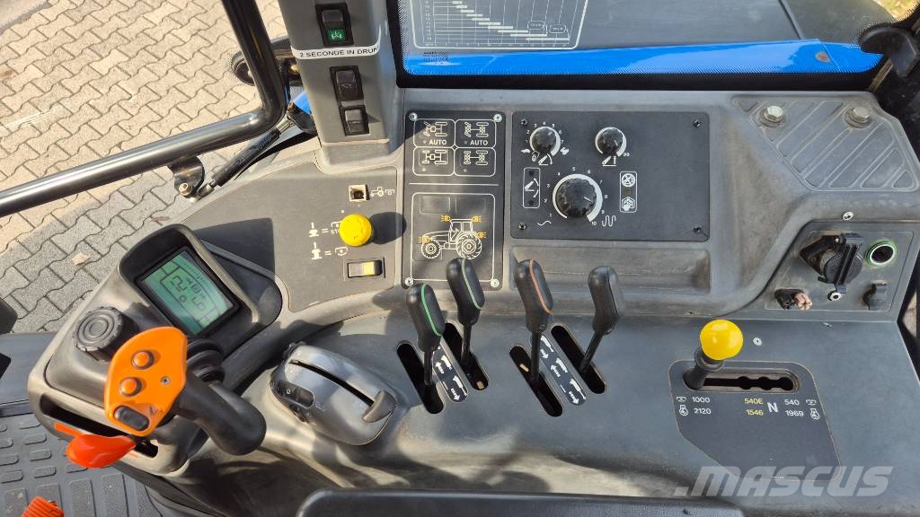 New Holland TM 155 PC with creeper and airco Traktorid