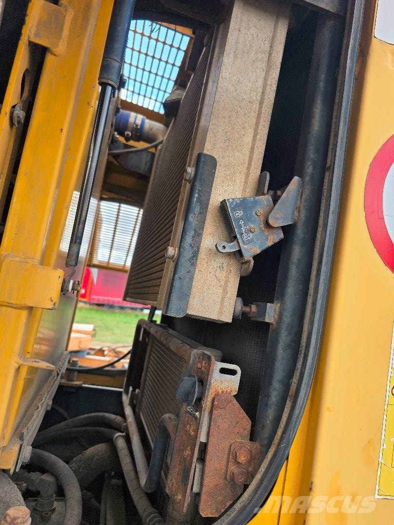 Komatsu WA 380-5H Cargadoras sobre ruedas