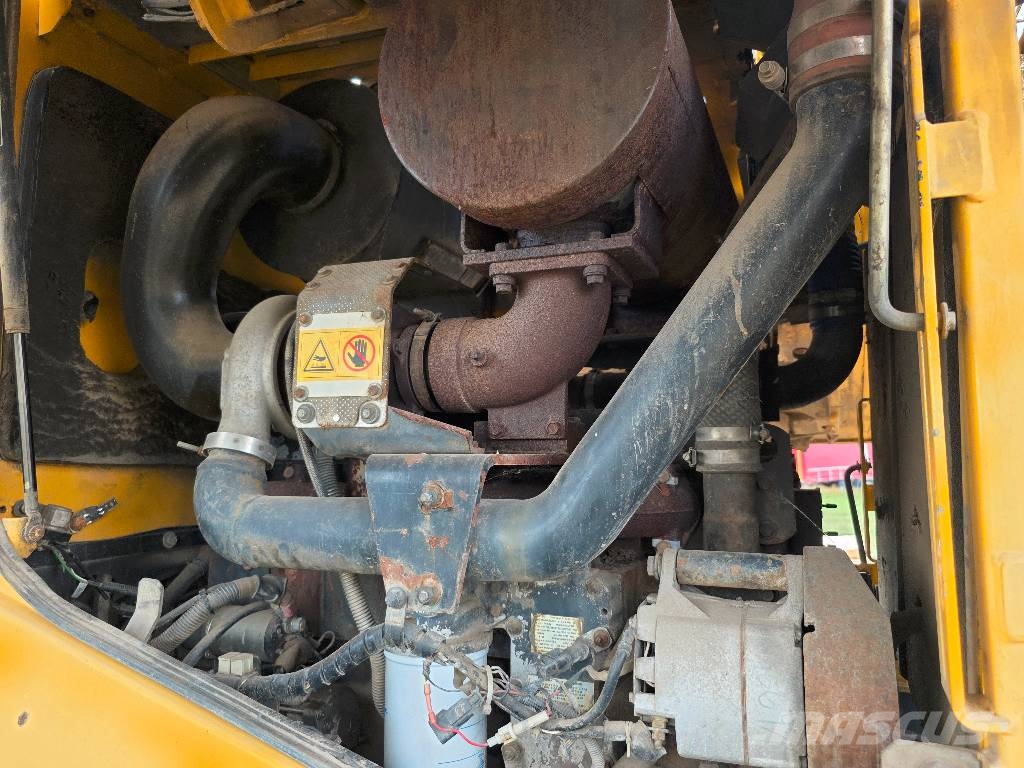 Komatsu WA 380-5H Cargadoras sobre ruedas