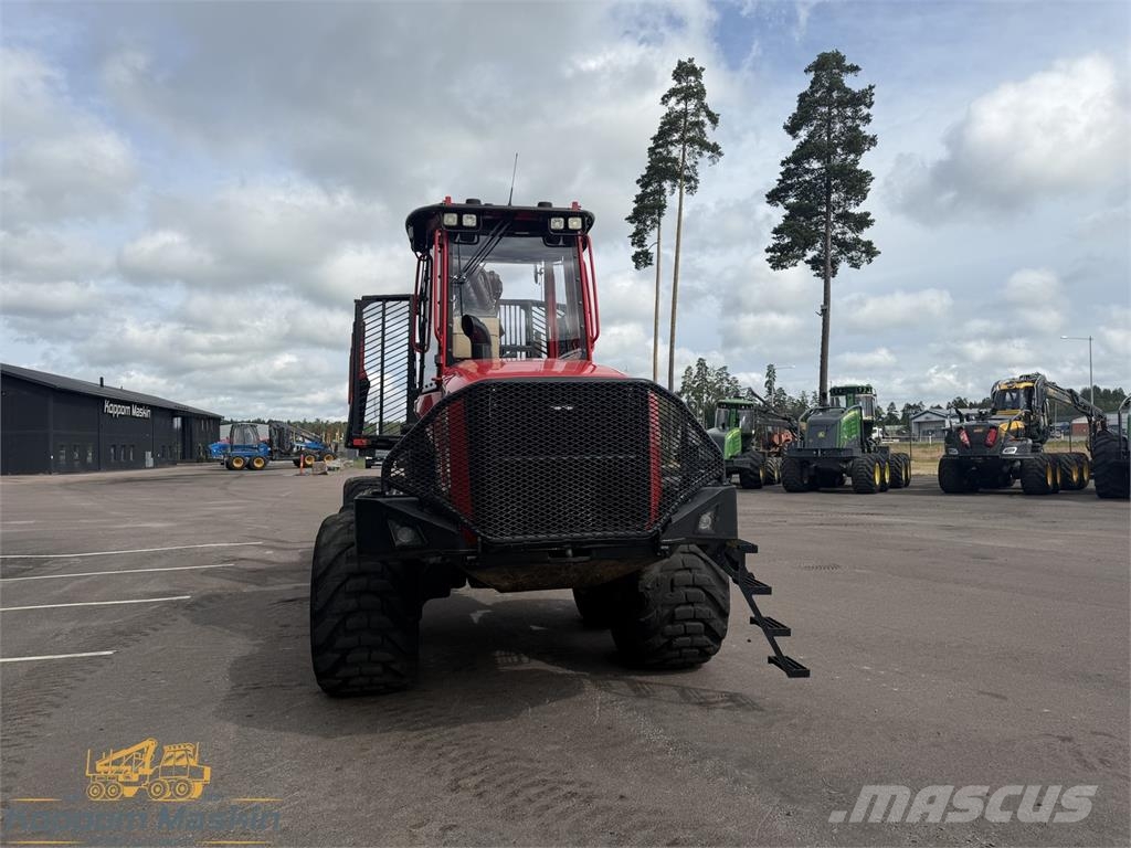 Komatsu 875 Forvarderi