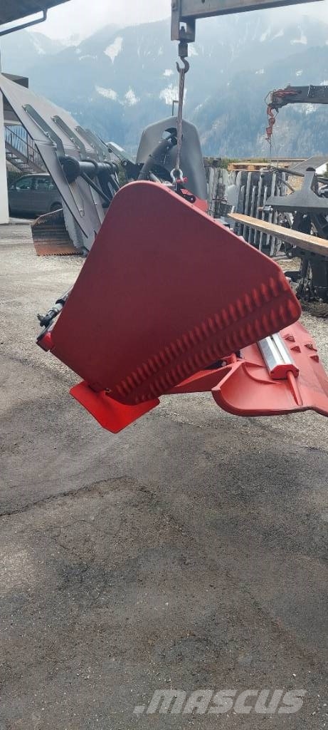 Prinoth New Leitwolf Pistenraupen