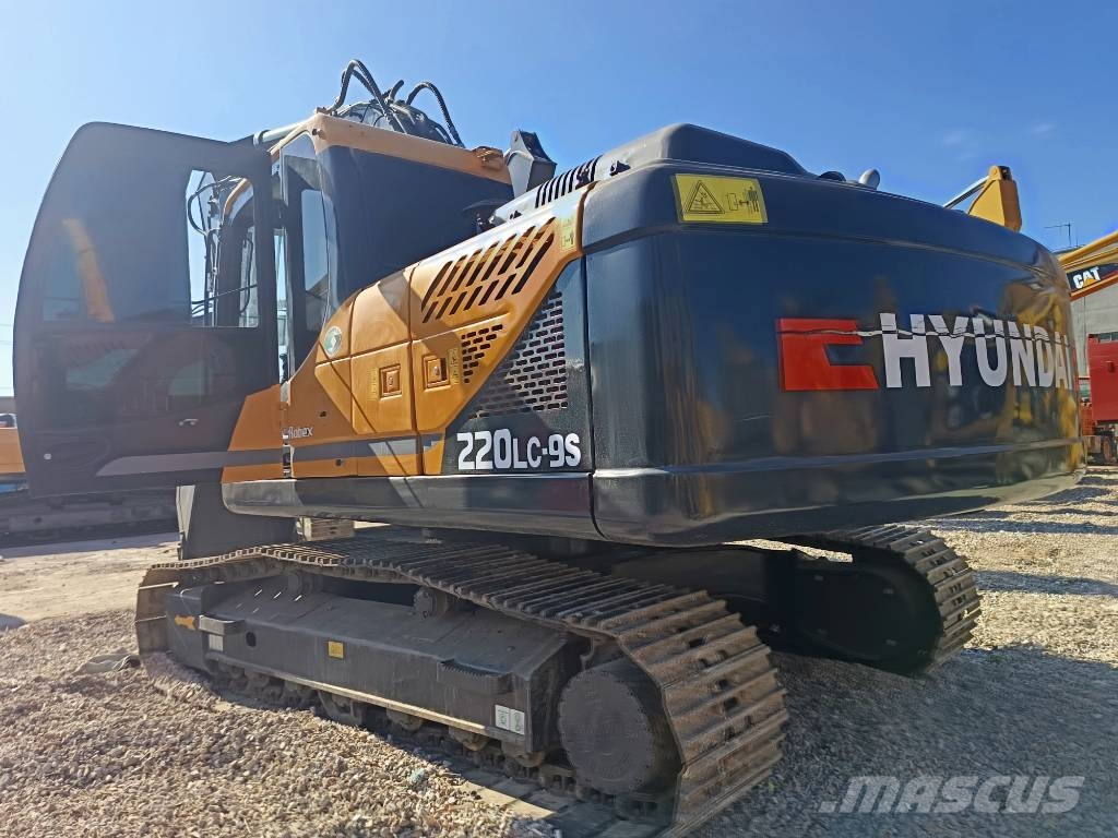 Hyundai 220LC-9s Lánctalpas kotrók