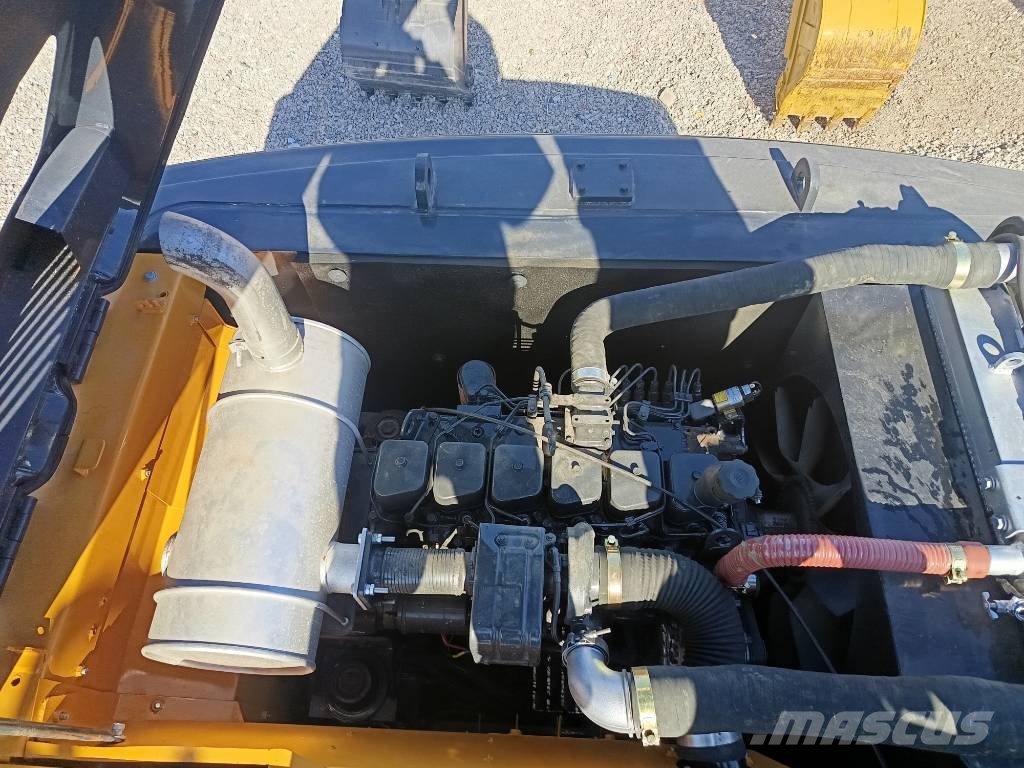 Hyundai 220LC-9s Lánctalpas kotrók