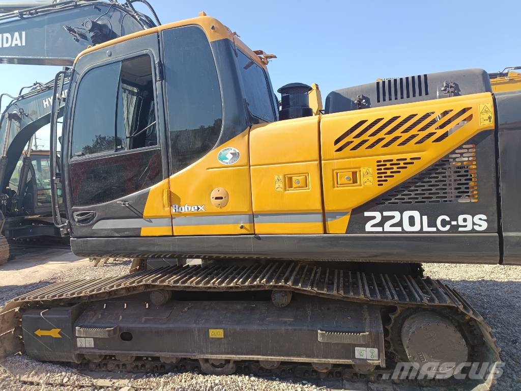 Hyundai 220LC-9s Lánctalpas kotrók
