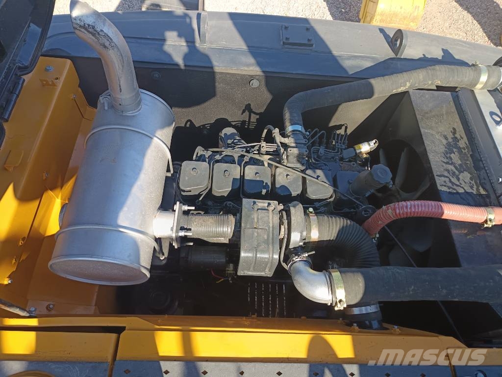 Hyundai 220LC-9s Lánctalpas kotrók