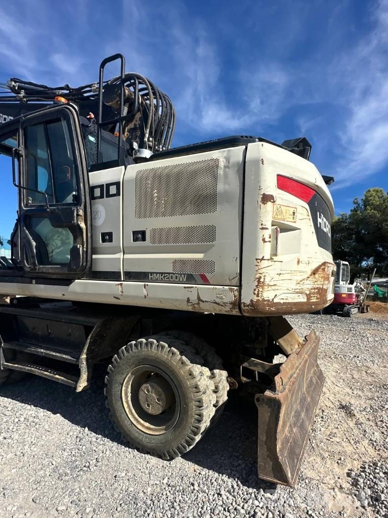 Hidromek Koparka HIDROMEK HMK 200W‑4 2018 22 Tony Gumikerekes kotrók