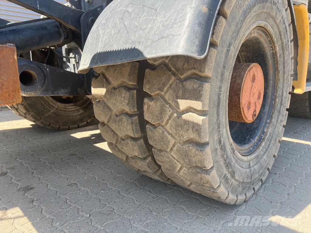 Hydrema MX 16 Excavadoras de ruedas