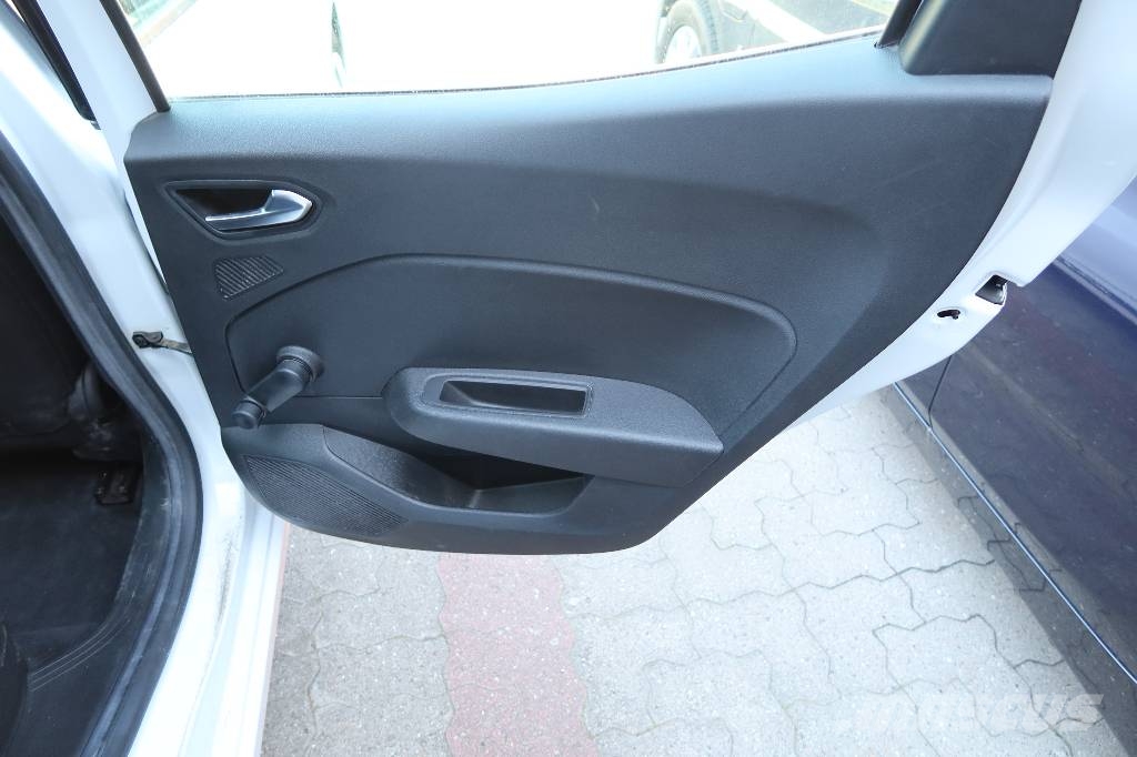 Renault CLIO Voiture