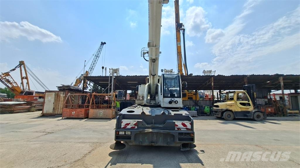 Demag AC 40-1 6X6 Camiões de chassis e cabine