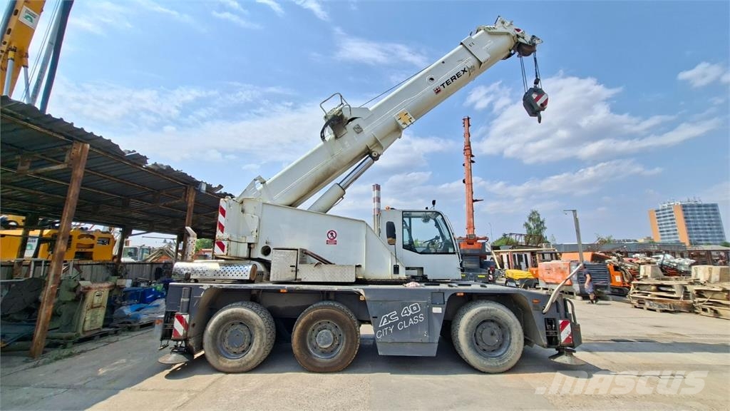 Demag AC 40-1 6X6 Camiões de chassis e cabine