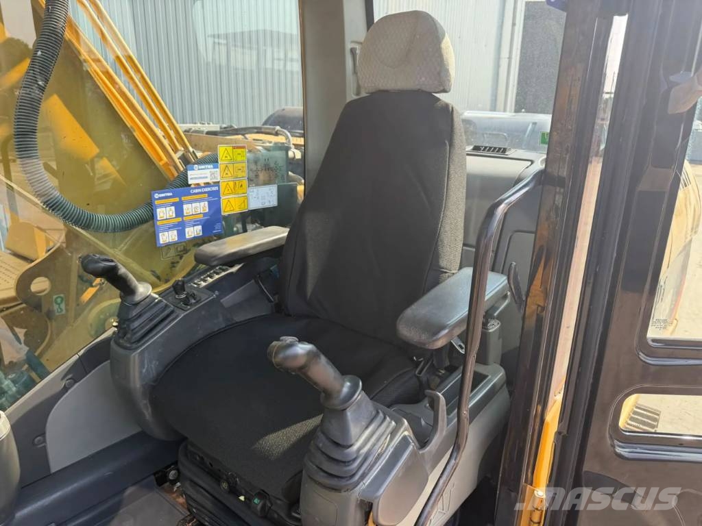 CAT 323D L Raupenbagger