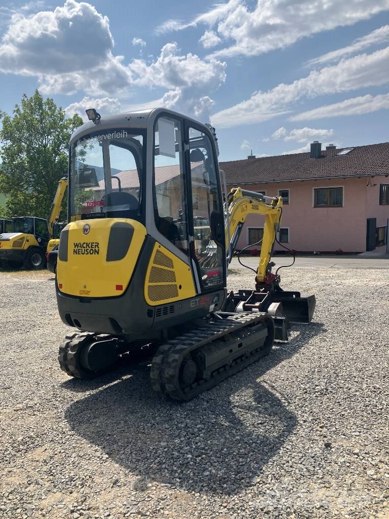 Wacker Neuson ET24 حفارات زحافة