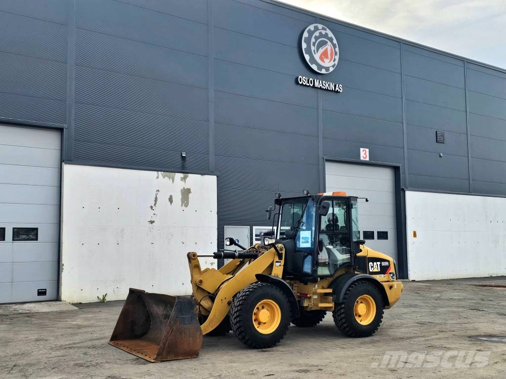 CAT 908 H 2 Iekrāvēji uz riteņiem