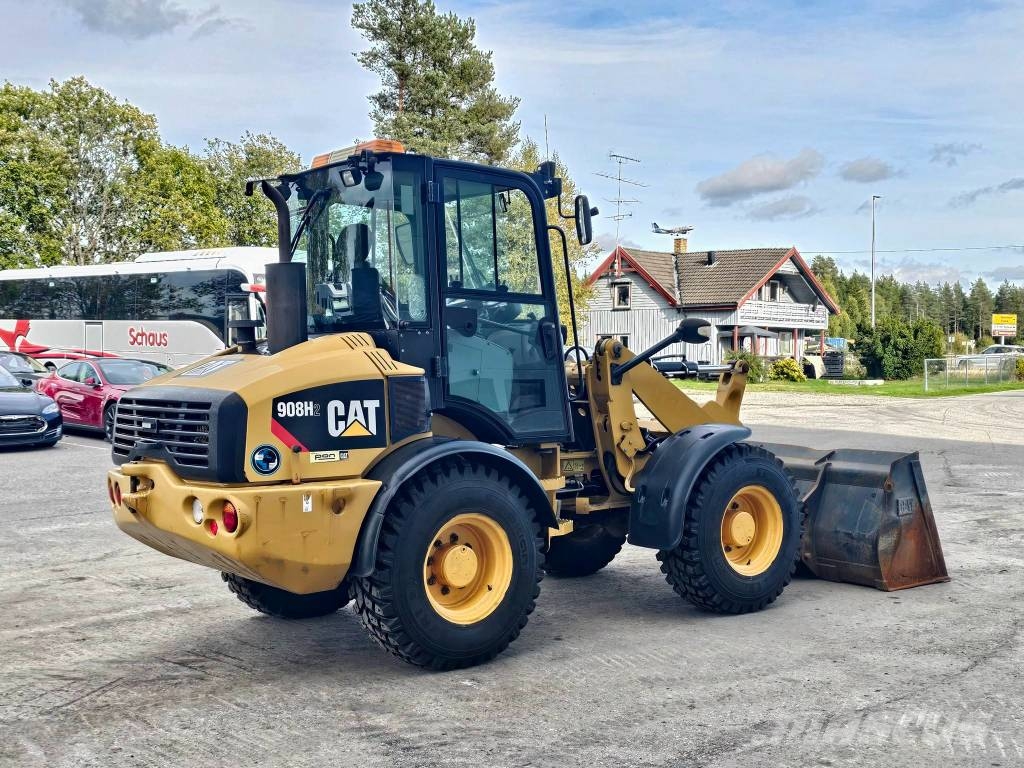 CAT 908 H 2 Iekrāvēji uz riteņiem