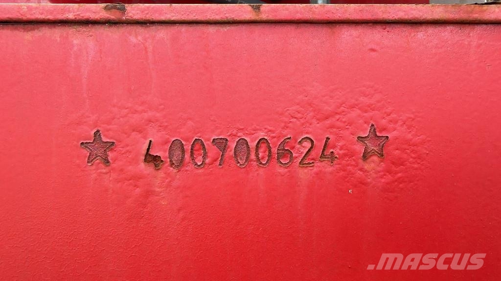Minrui 4M3 Self Loading Concrete Mixer 4x4 Domíchávače betonu