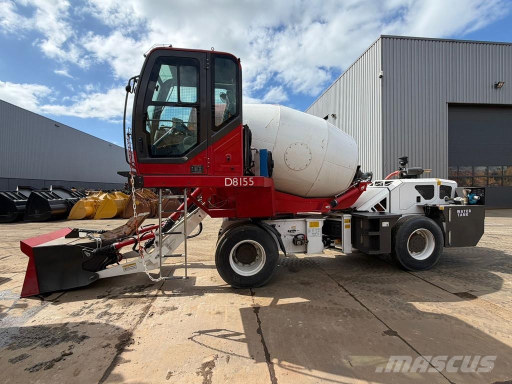  Minrui 4M3 Self Loading Concrete Mixer 4x4 混凝土搅拌车
