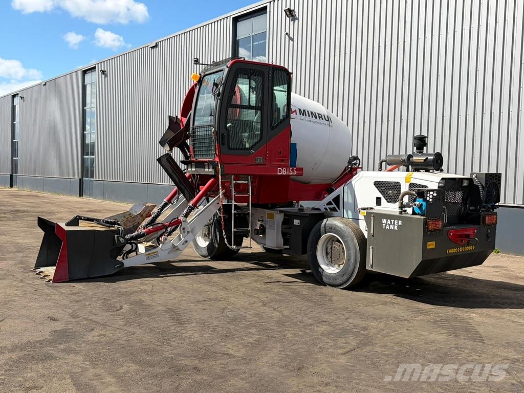  Minrui 4M3 Self Loading Concrete Mixer 4x4 混凝土搅拌车