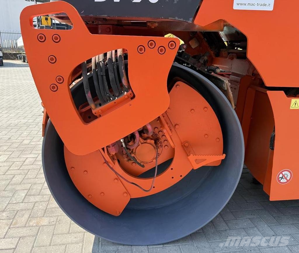 Hamm DV 90 VV مداحل ثنائية الاسطوانة