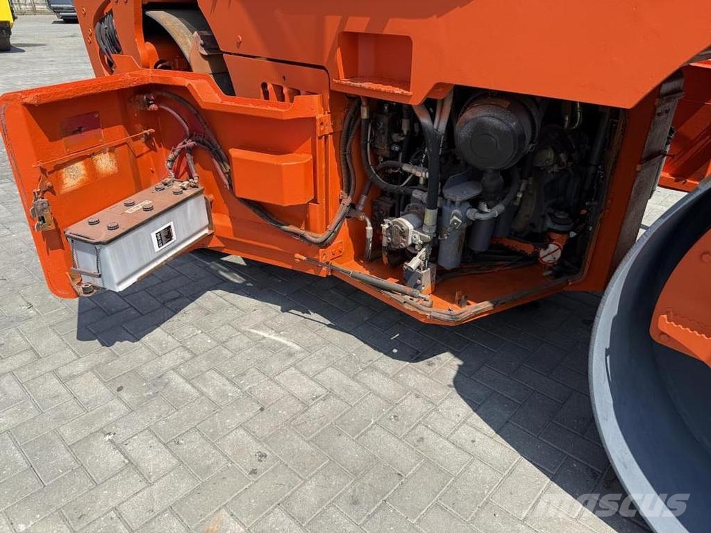 Hamm DV 90 VV مداحل ثنائية الاسطوانة