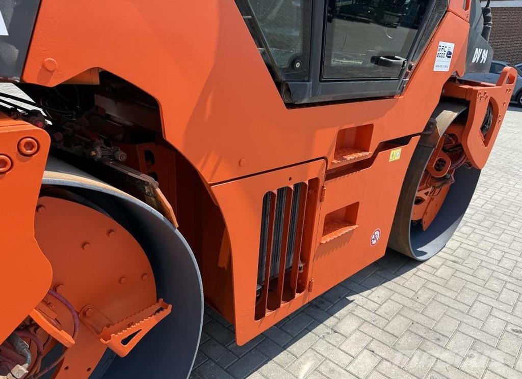 Hamm DV 90 VV مداحل ثنائية الاسطوانة
