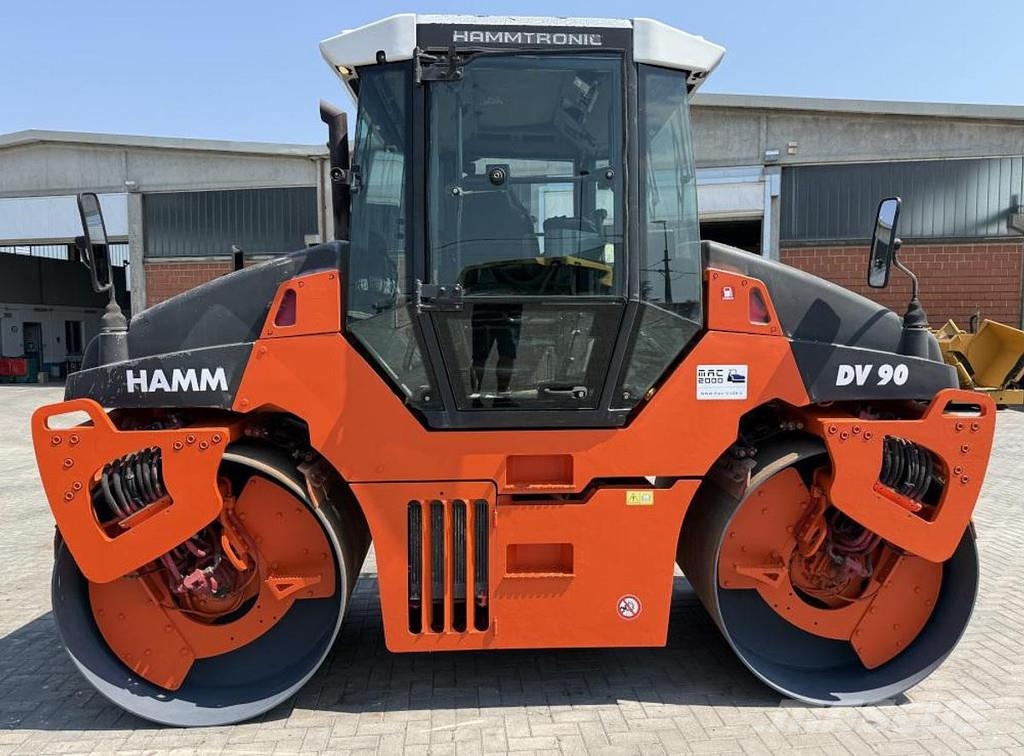 Hamm DV 90 VV مداحل ثنائية الاسطوانة