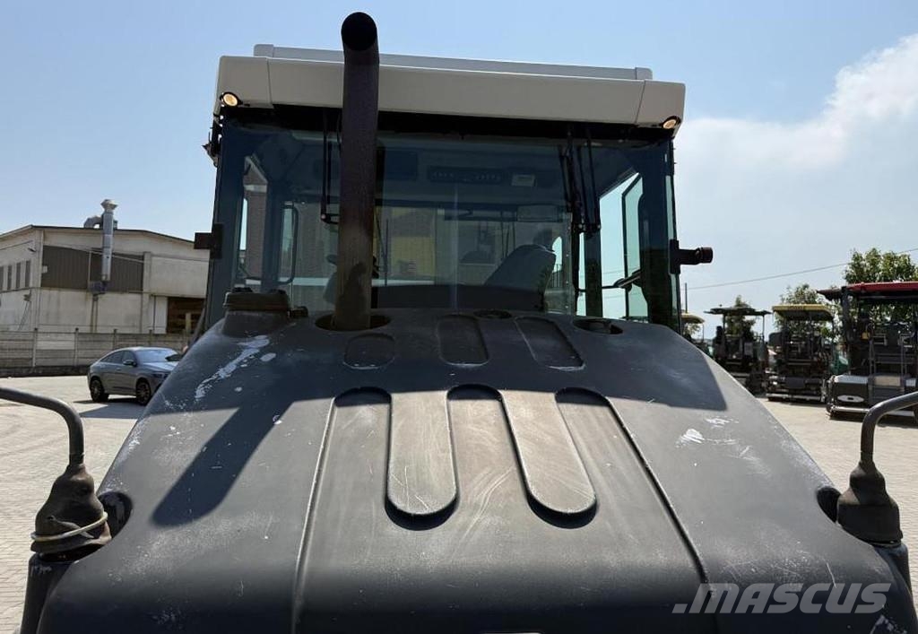 Hamm DV 90 VV مداحل ثنائية الاسطوانة