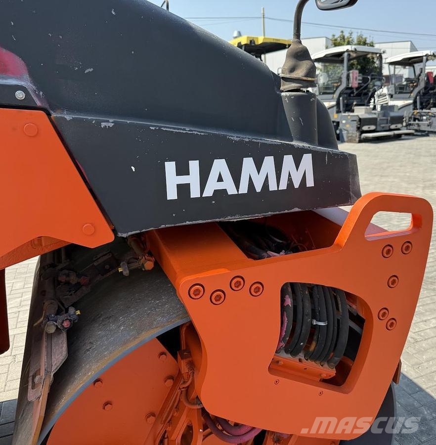 Hamm DV 90 VV مداحل ثنائية الاسطوانة