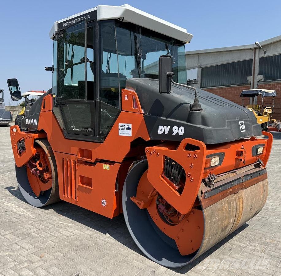Hamm DV 90 VV مداحل ثنائية الاسطوانة