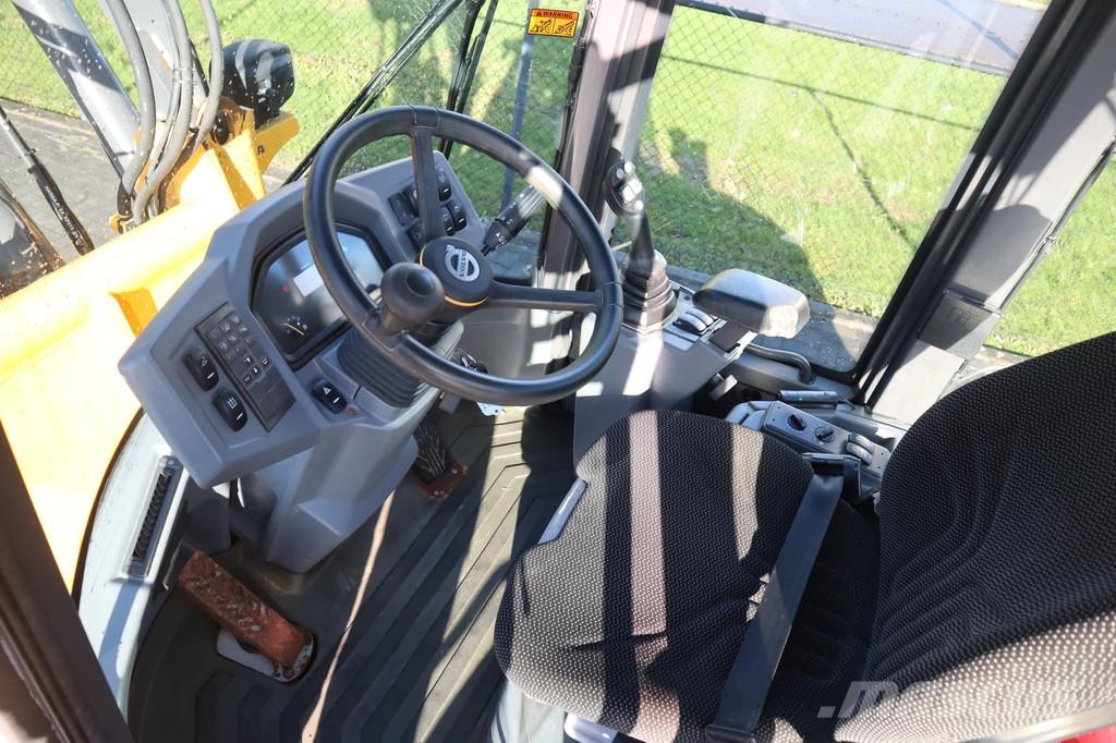 Volvo L35G | A/C | 30KM | AUTO LUBE | QUICK COUPLER | ST Gumikerekes homlokrakodók