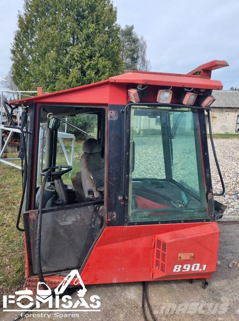 Valmet 890.1 Cab / Cabin Kabíny a interiér
