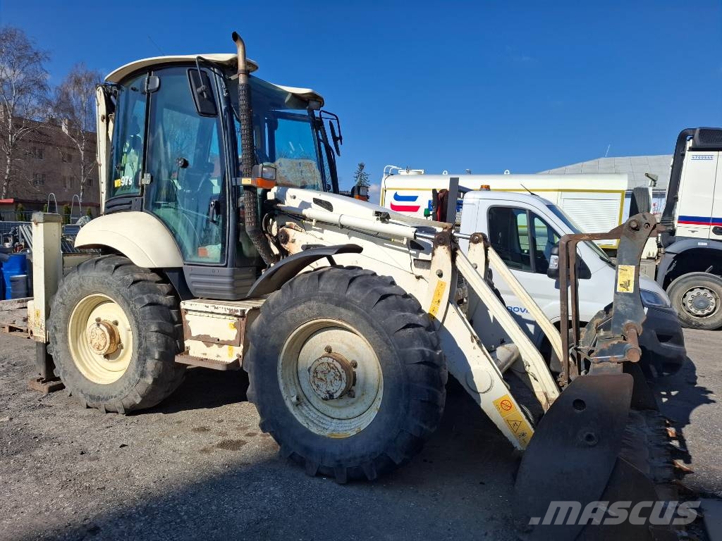 Komatsu WB 97 S-5 لوادر ذات جرافات عكسية