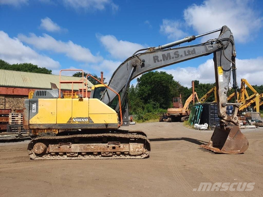 Volvo EC 220 EL Paletli ekskavatörler