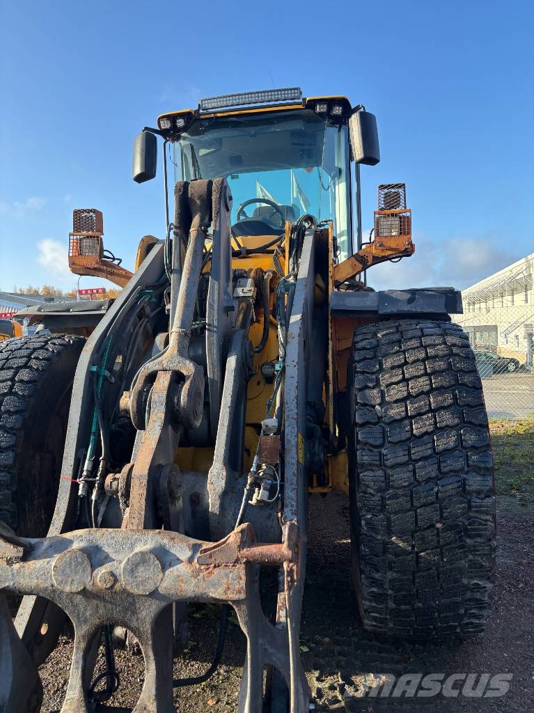 Volvo L 120 F Utovarivači na točkove