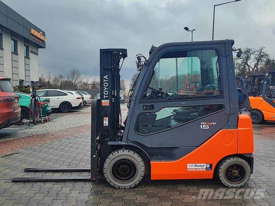 Toyota 02-8FGF15 Gāzes autoiekrāvēji (LPG)