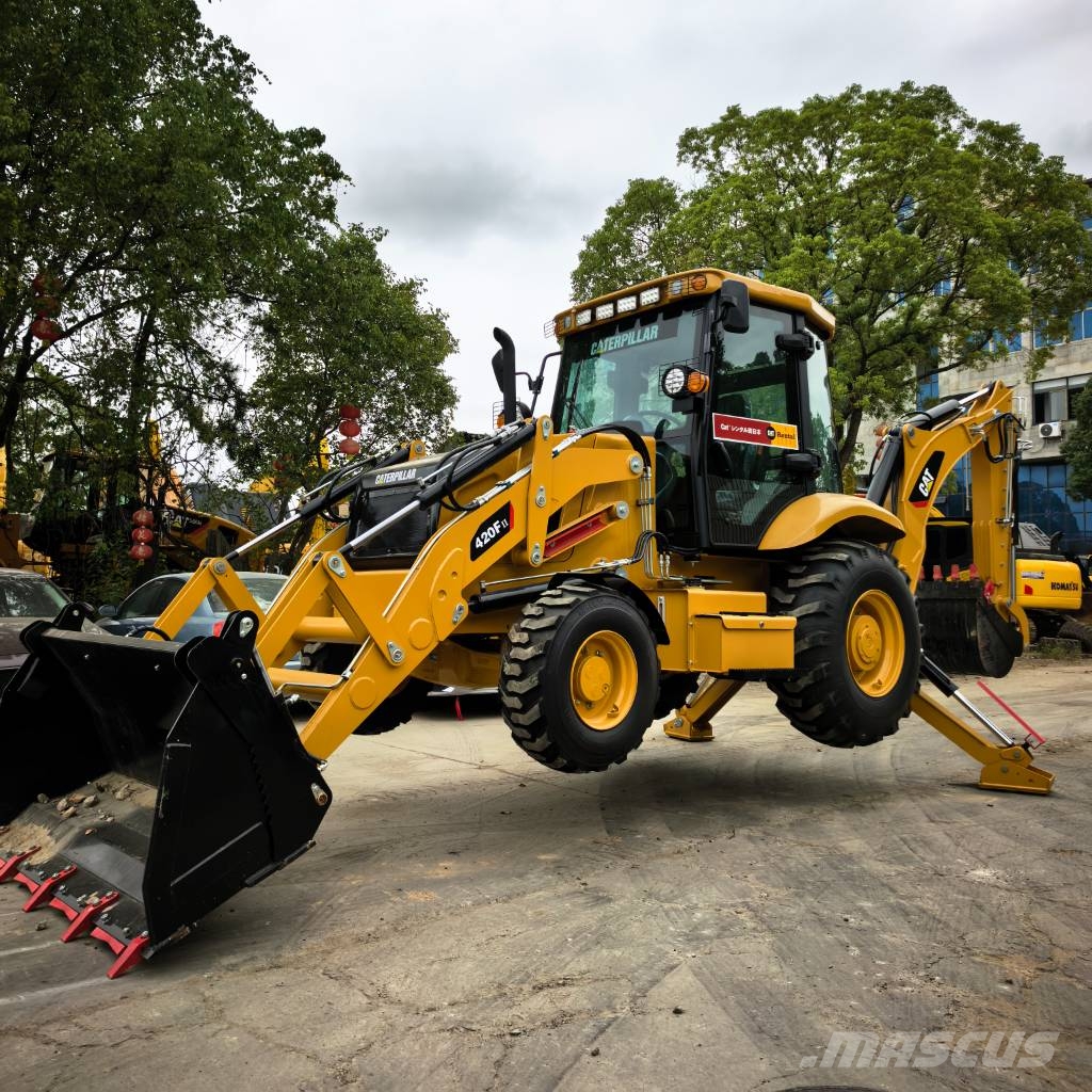 CAT 420 F Rovokopači