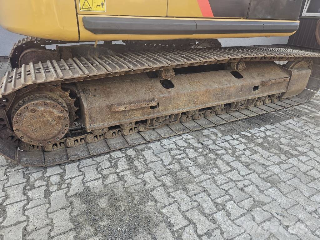 CAT  320 ELRR حفارات زحافة