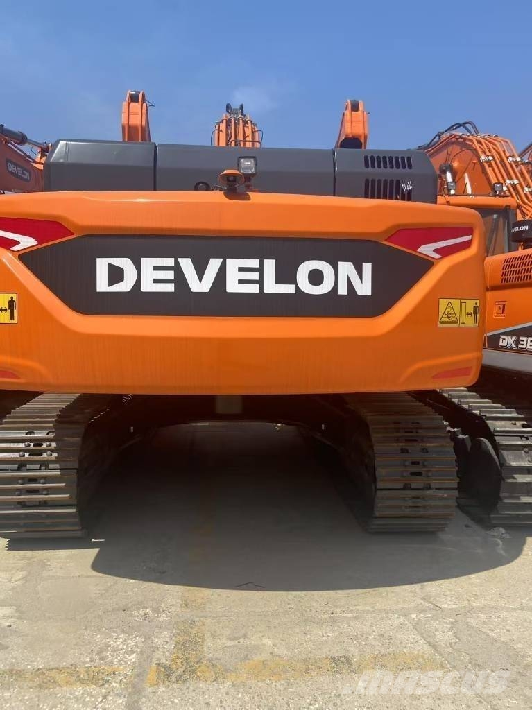 Develon DX 450 Crawler excavators