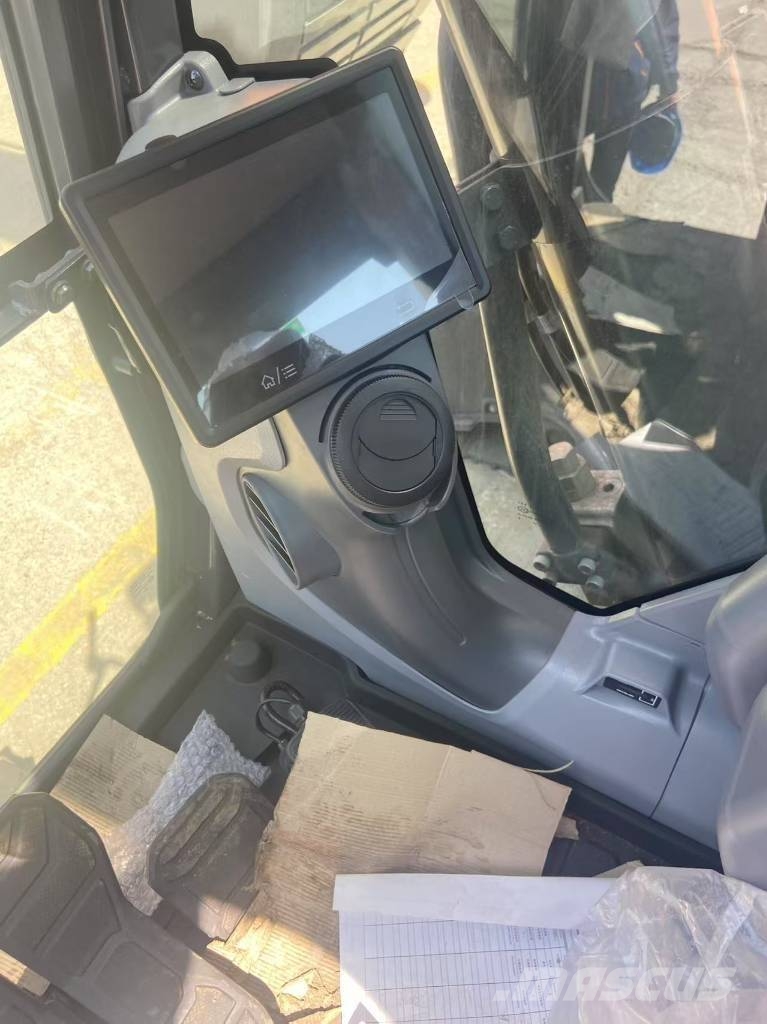 Develon DX 450 Crawler excavators