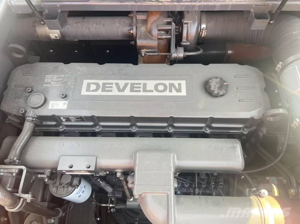 Develon DX 450 Crawler excavators