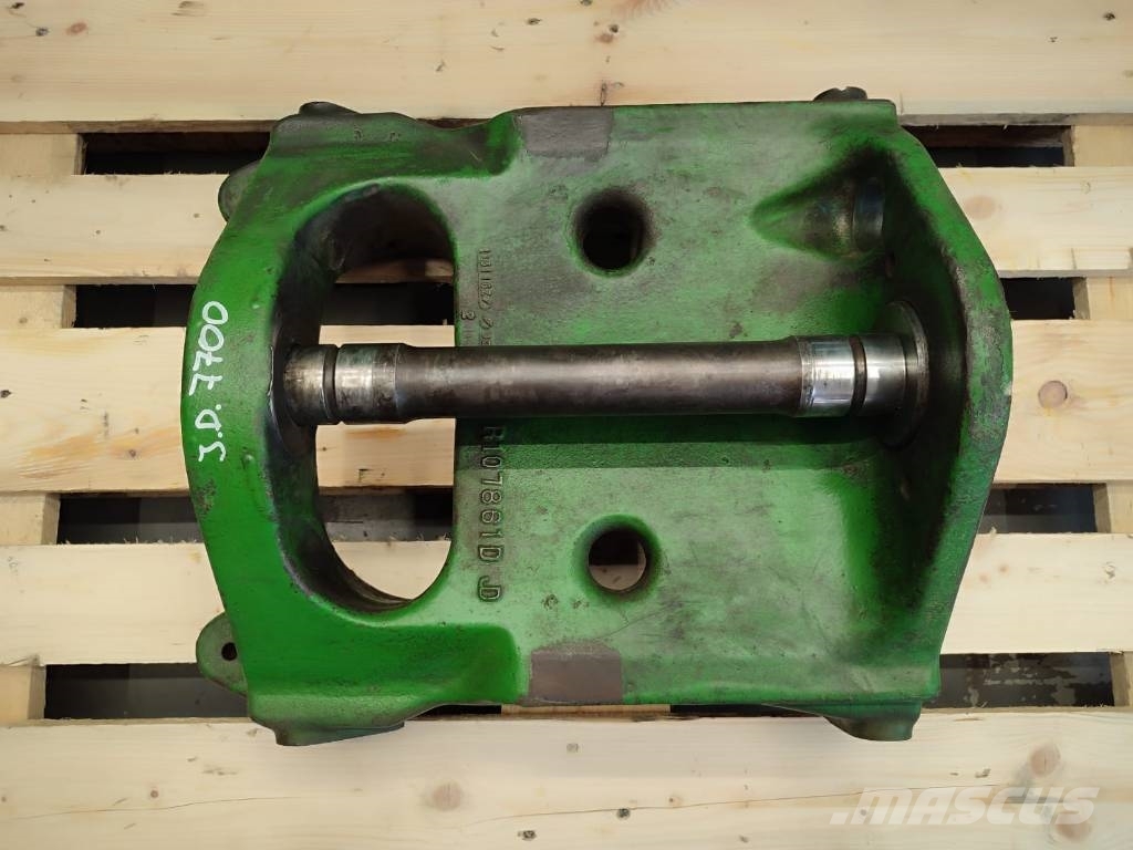 John Deere Front axle support R107861 John Deere 7700 Alváz és felfüggesztés