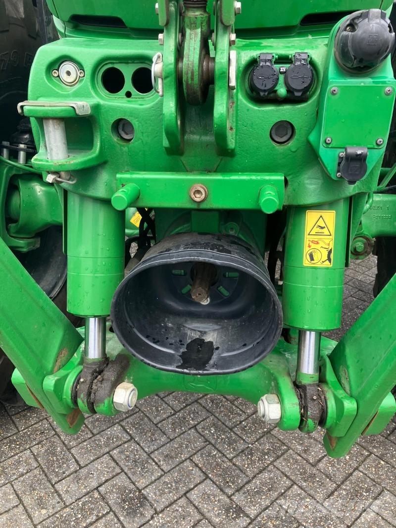 John Deere 6R 230 Traktorid